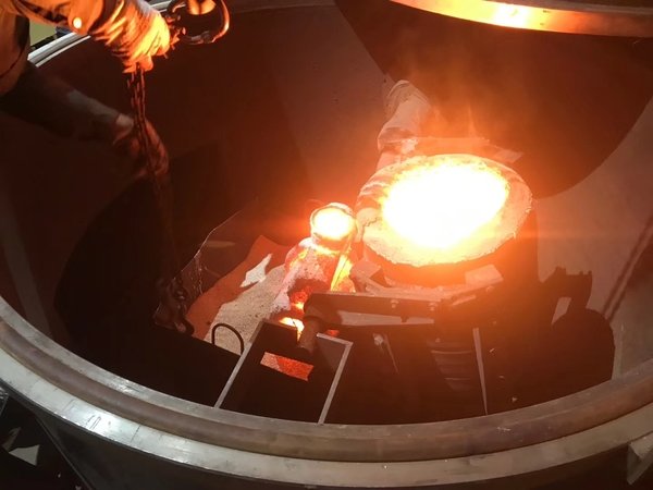 High temperature alloy casting